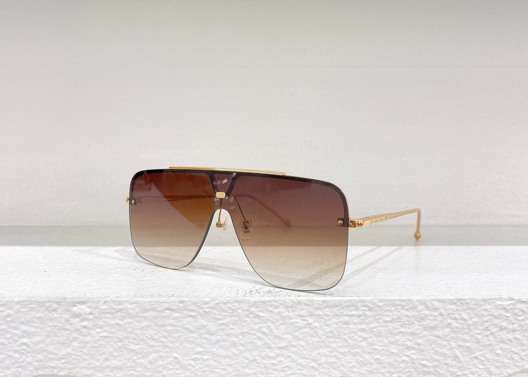 Gafas de sol azules y marrones