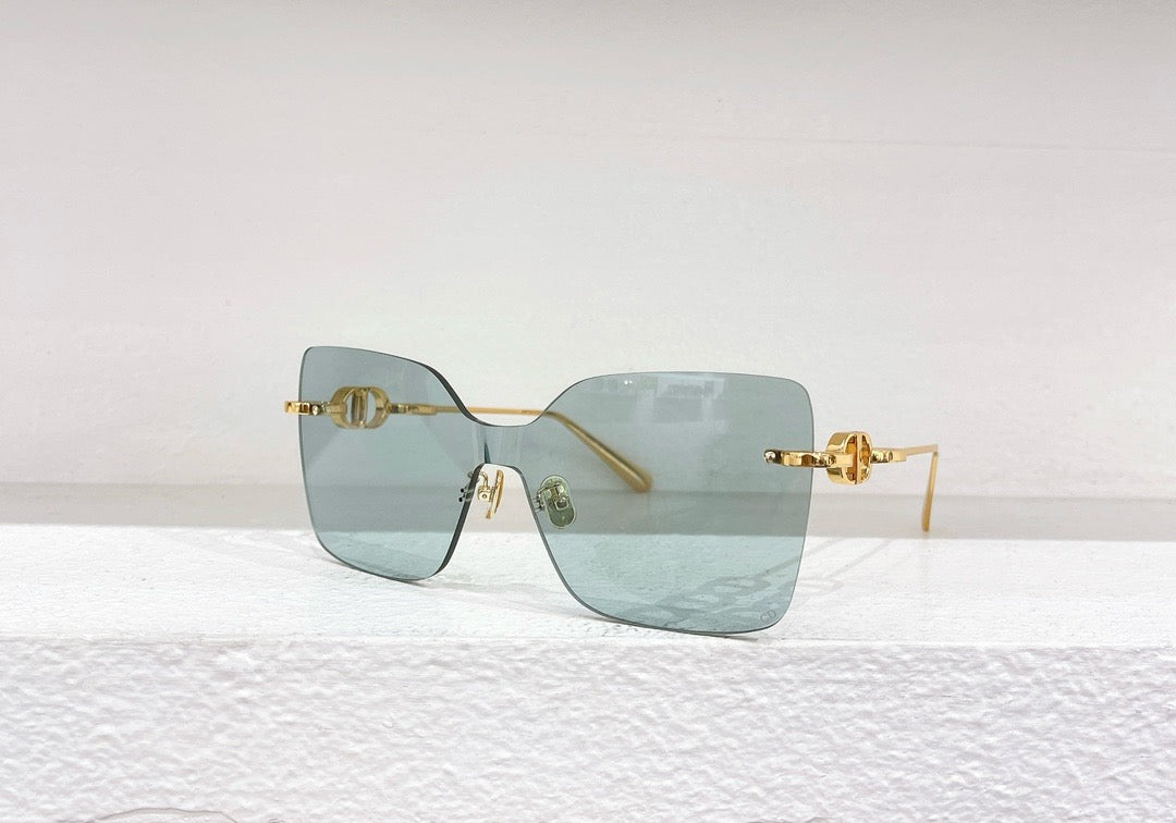 Blaue, braune, schwarze und rosa Sonnenbrille
