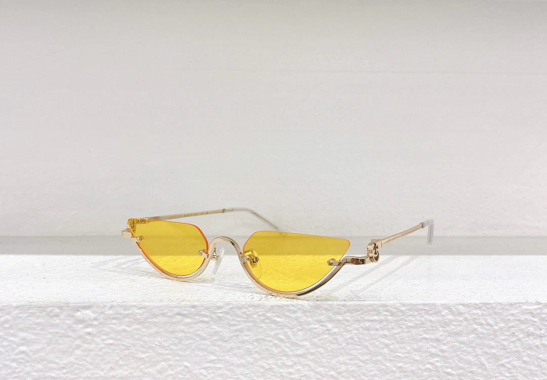 Black,Brown and Yellow Sunglass