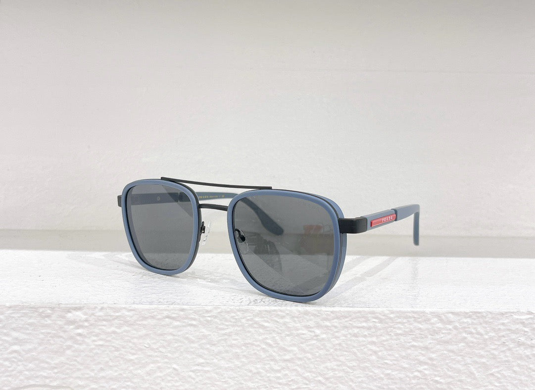 Gafas de sol negras, marrones, azules, celestes y verdes