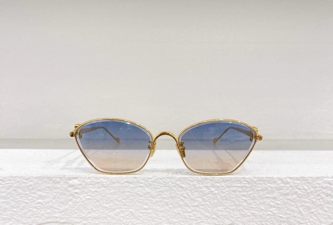 Gafas de sol marrones, amarillas, rosas y negras