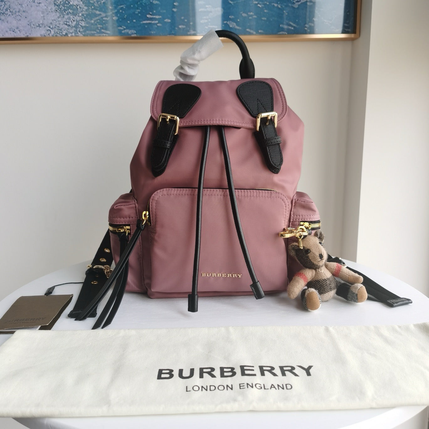 حقيبة متعددة الألوان