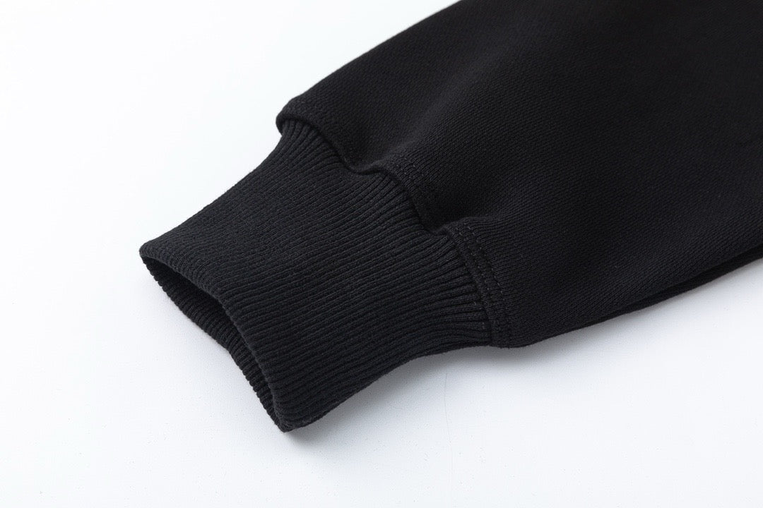 Schwarzer Hoodie