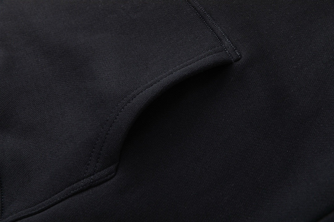 Schwarzer Hoodie