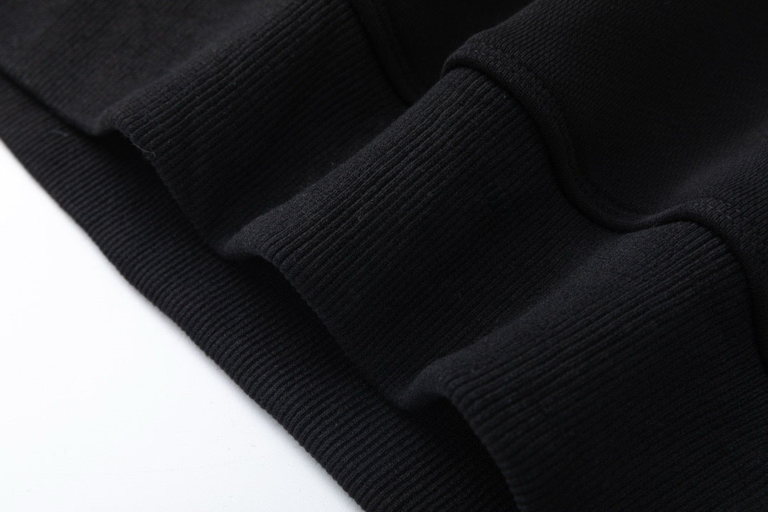 Schwarzer Hoodie