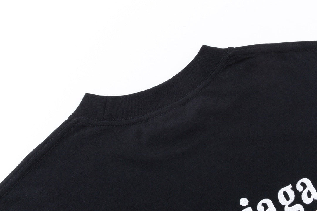 Schwarzes Sweatshirt