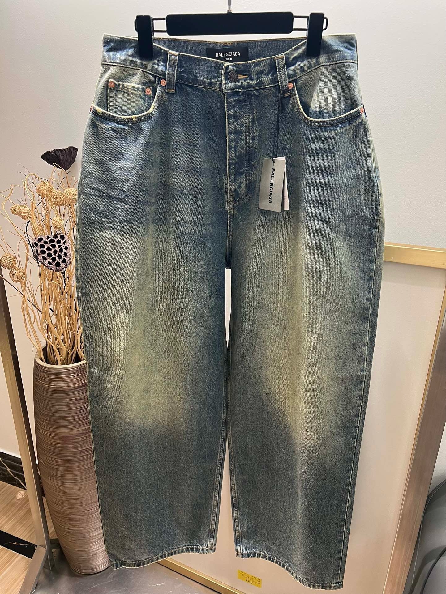 Pantalón azul oscuro