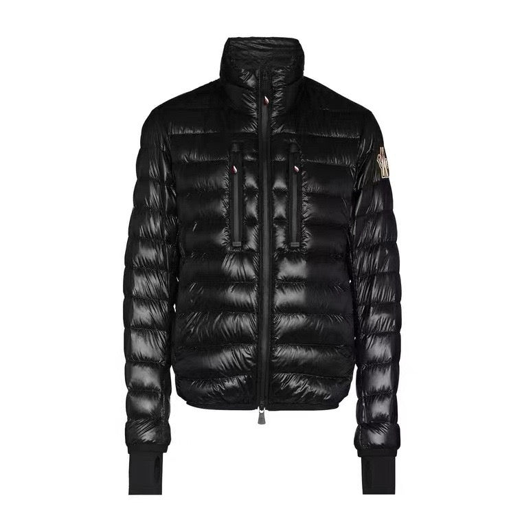 Chaqueta negra y azul