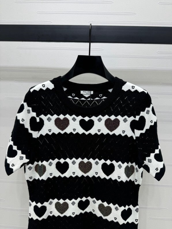 camiseta negra