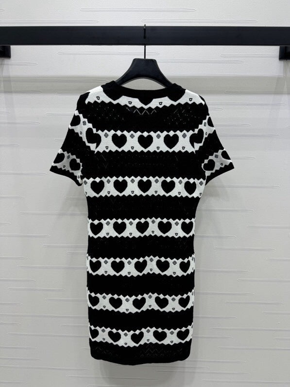 camiseta negra