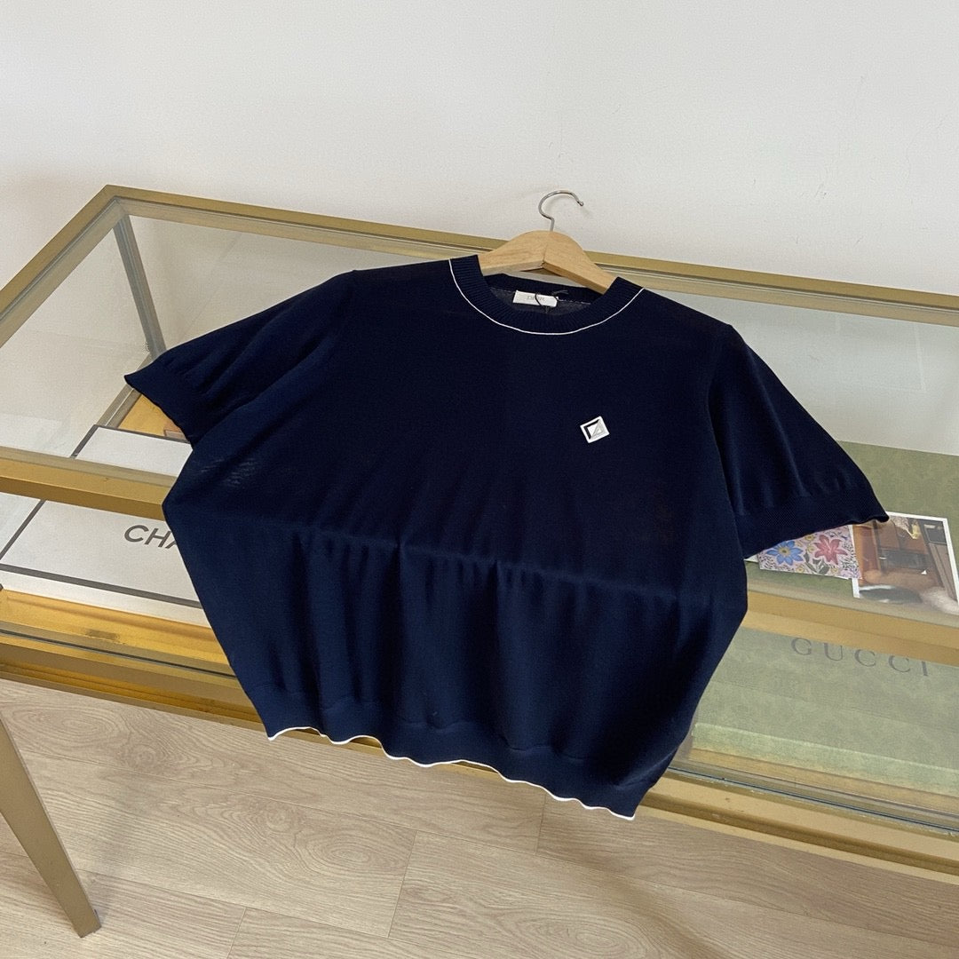 Blaues T-Shirt