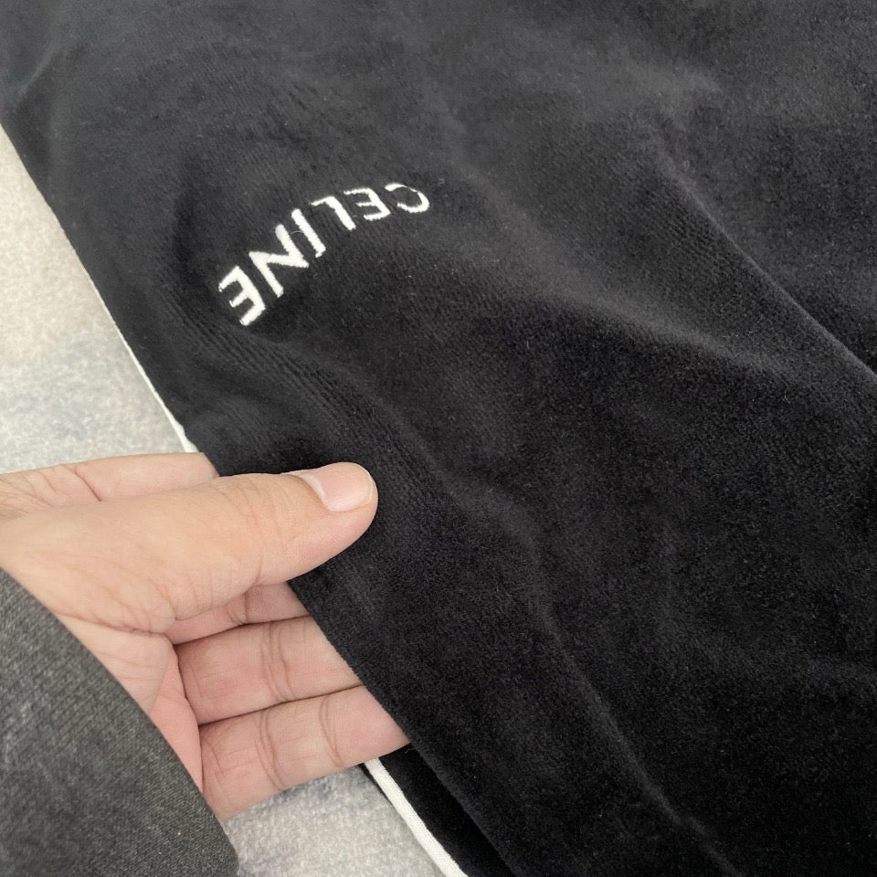 Pantalón negro y verde