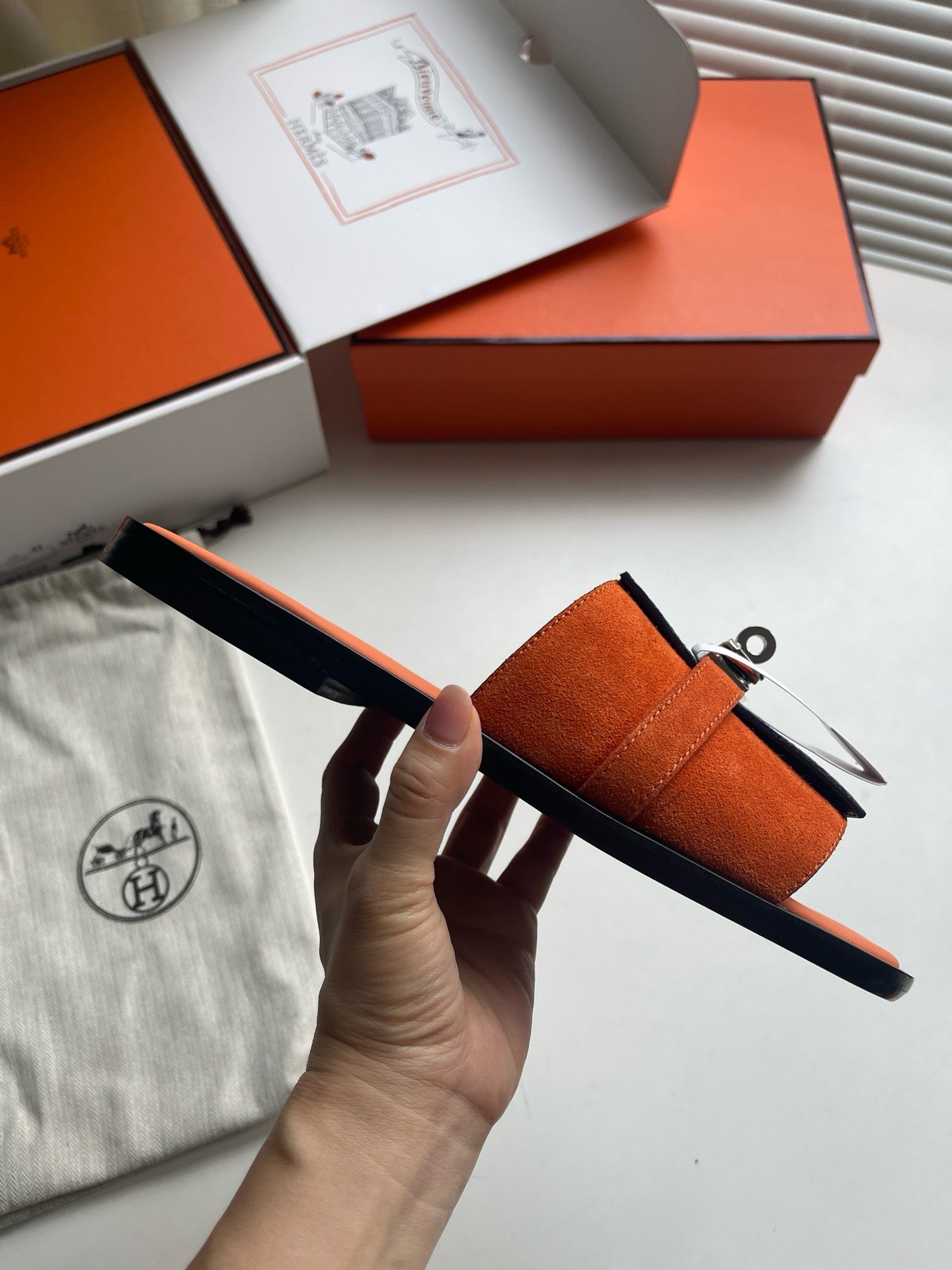 Mehrfarbige Schuhe