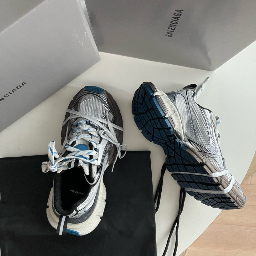 Mehrfarbige Schuhe