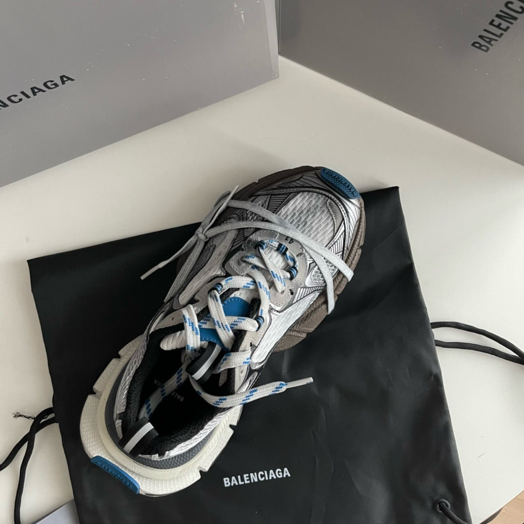 Mehrfarbige Schuhe