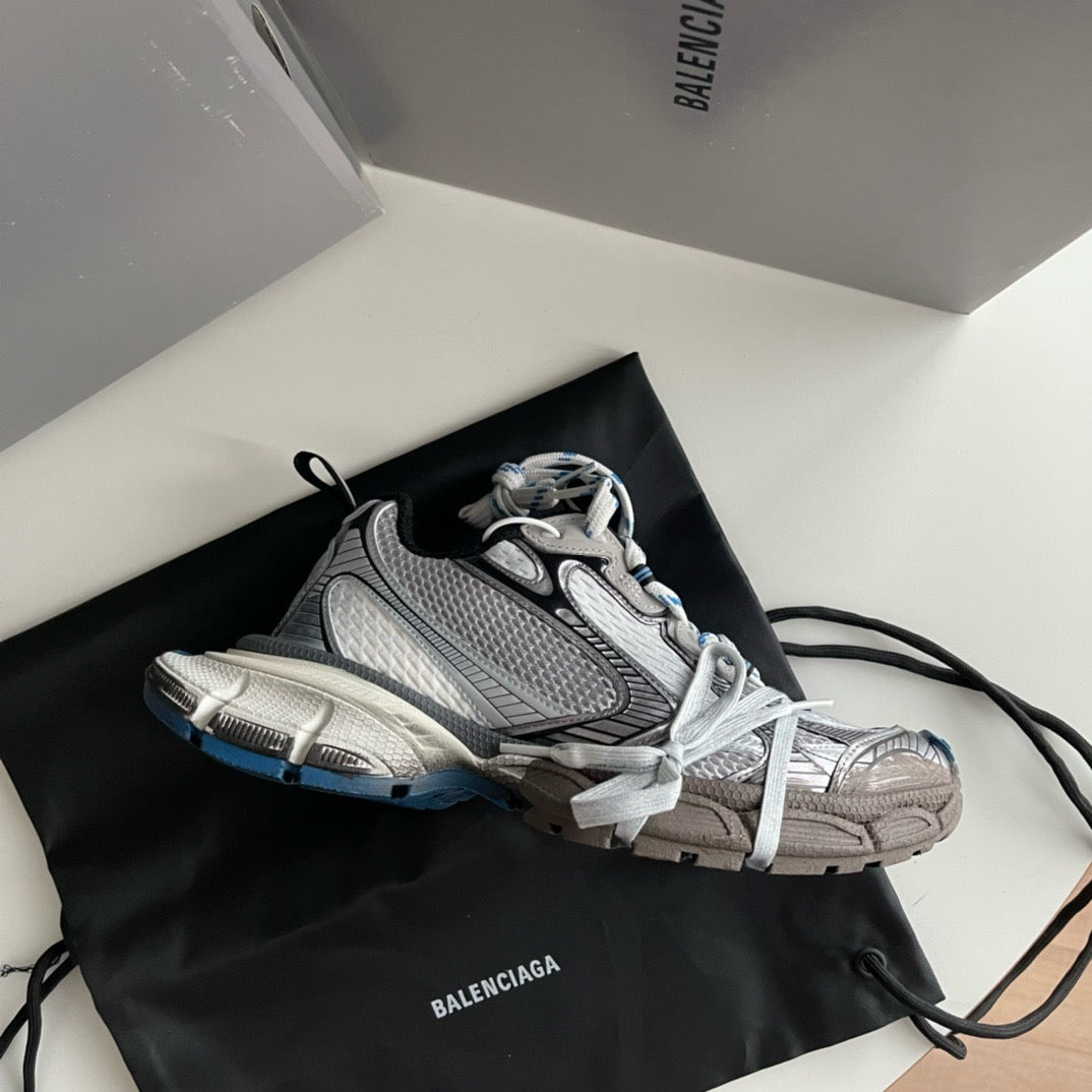 Mehrfarbige Schuhe