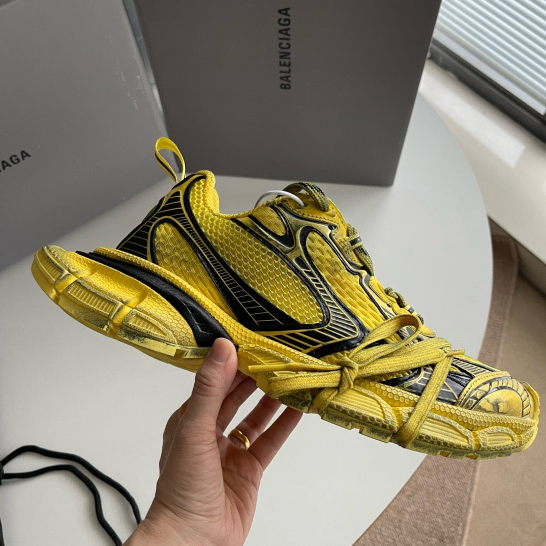 Mehrfarbige Schuhe