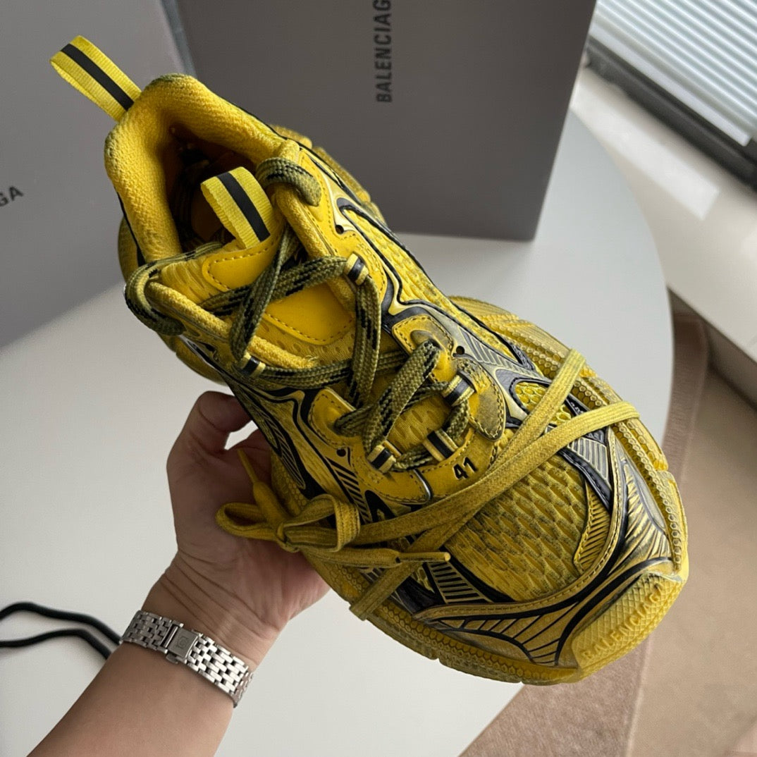 Mehrfarbige Schuhe