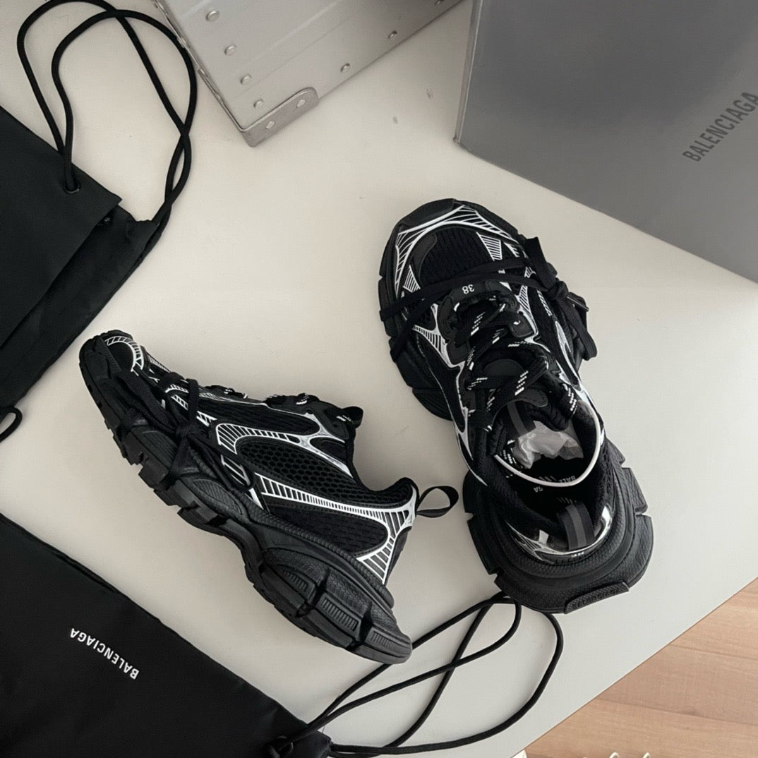Mehrfarbige Schuhe