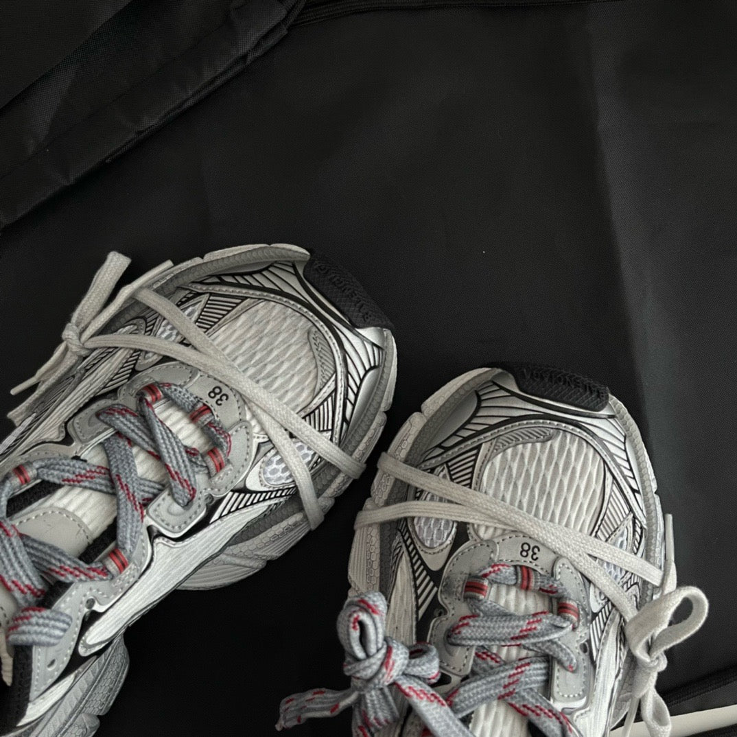 Mehrfarbige Schuhe