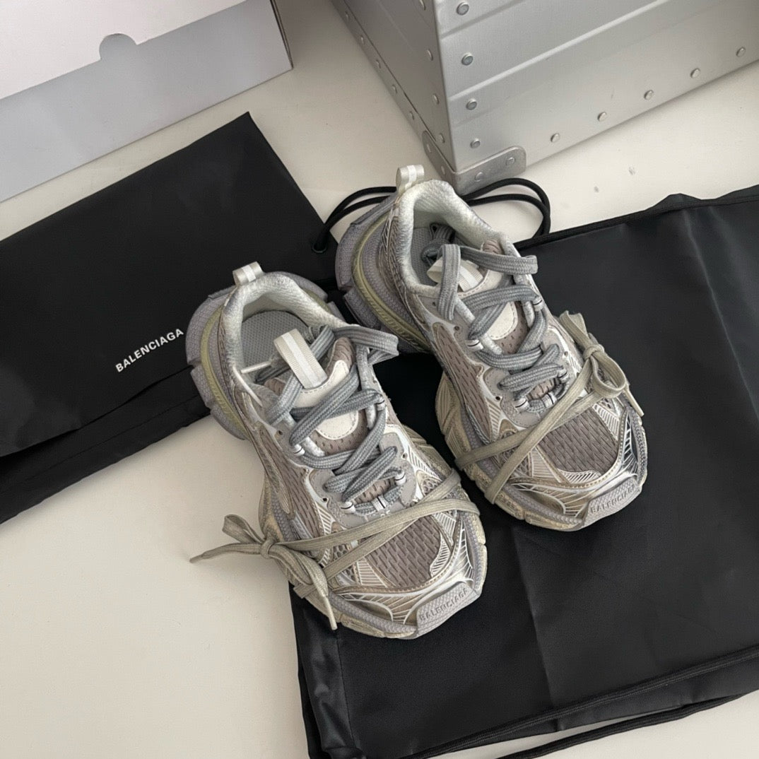 Mehrfarbige Schuhe