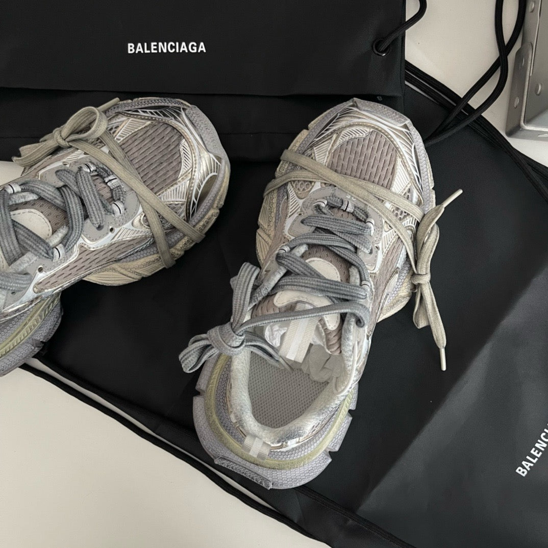 Mehrfarbige Schuhe