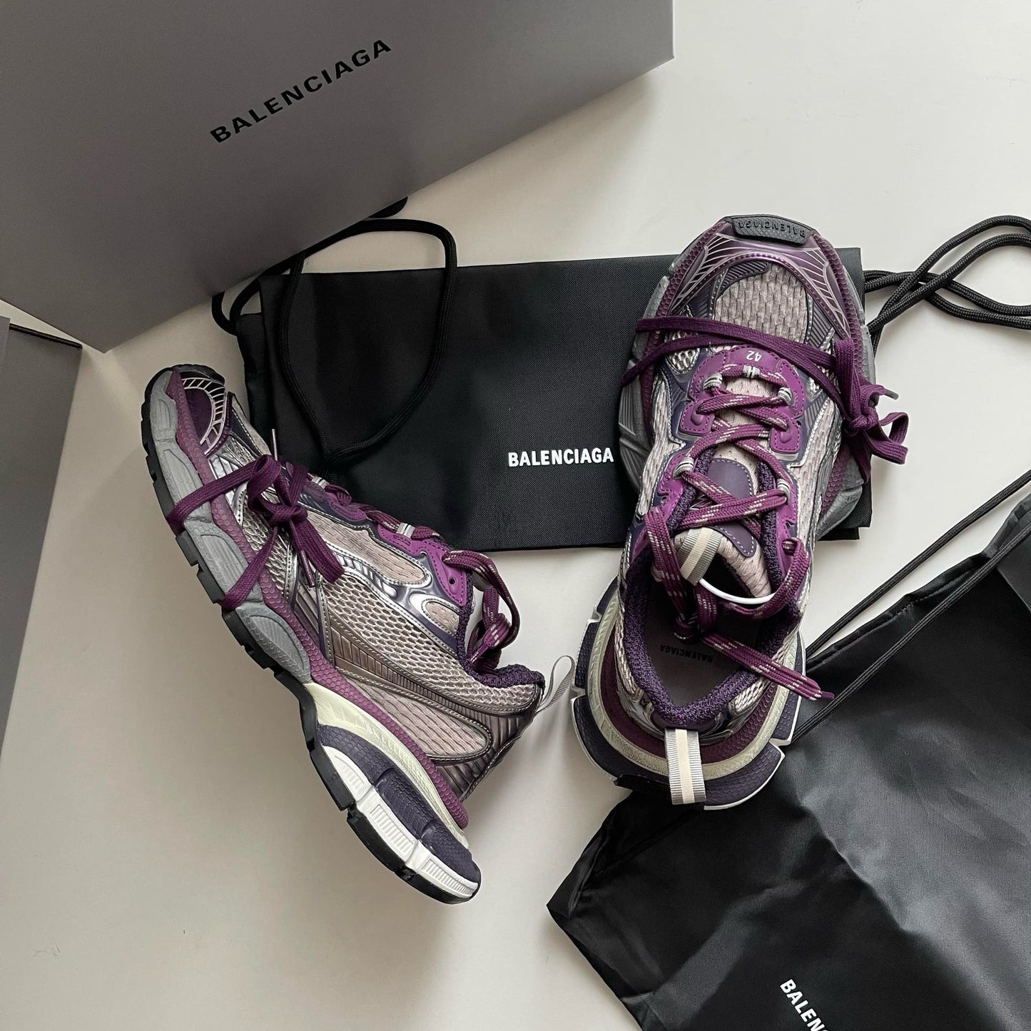 Mehrfarbige Schuhe