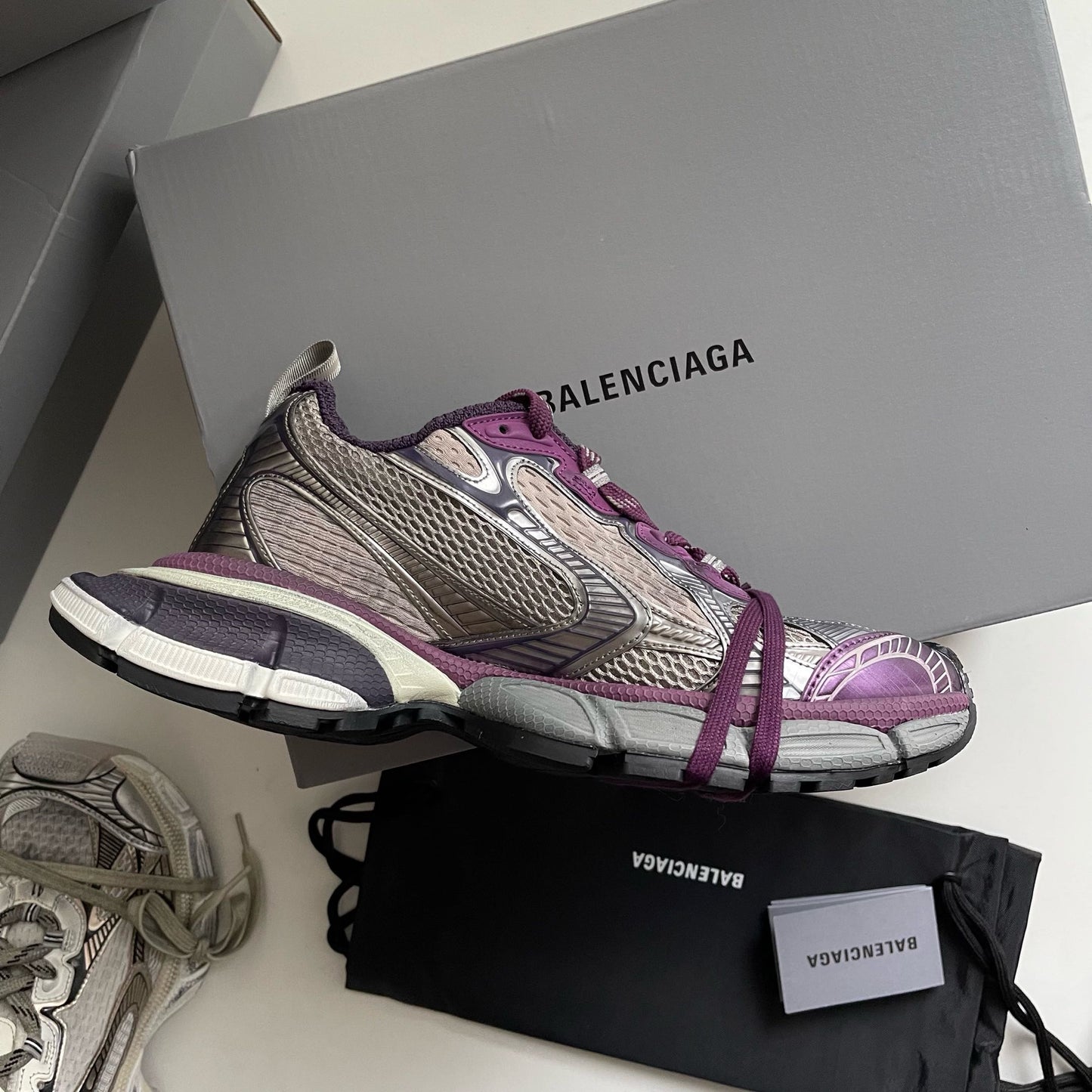 Mehrfarbige Schuhe