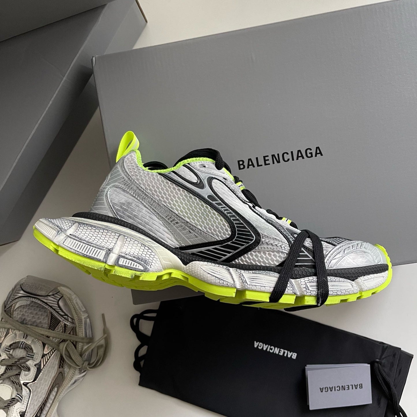 Mehrfarbige Schuhe