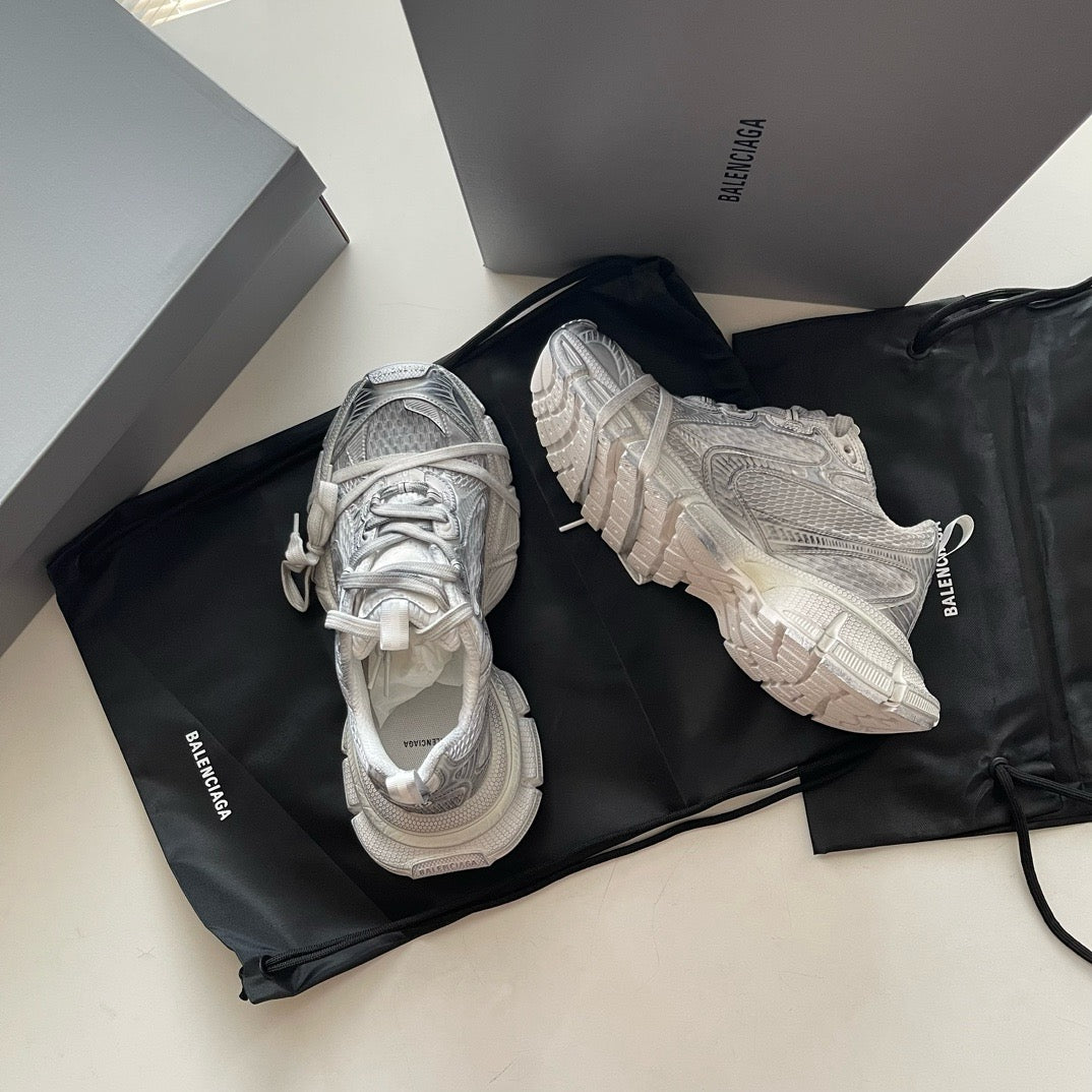 Mehrfarbige Schuhe