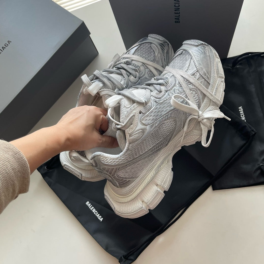 Mehrfarbige Schuhe