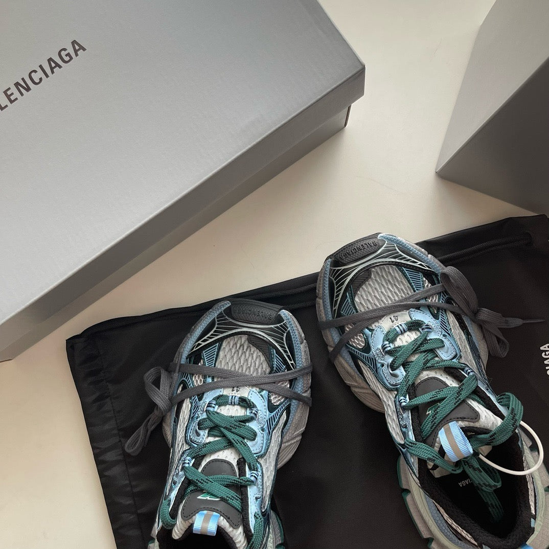 Mehrfarbige Schuhe