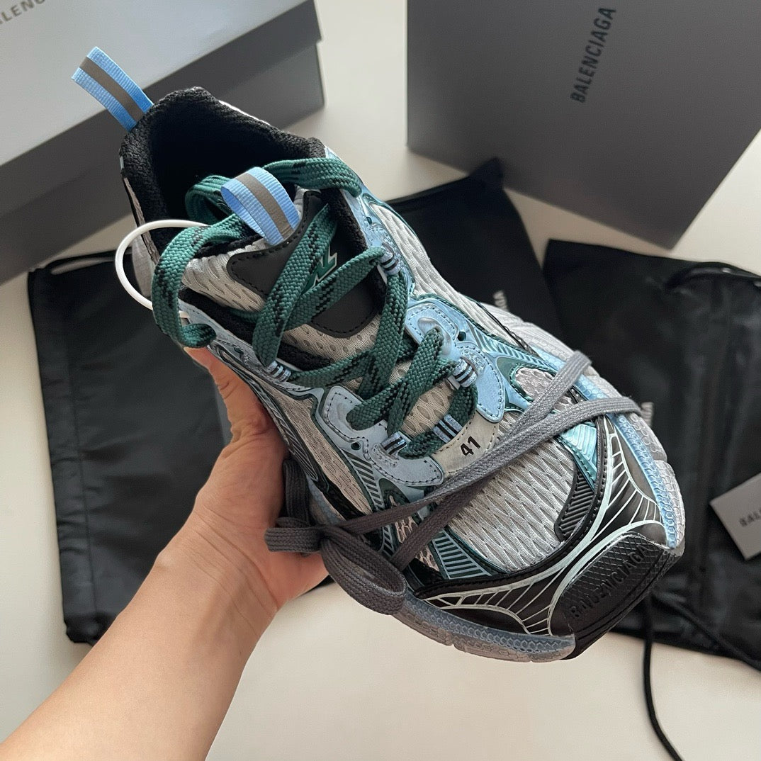 Mehrfarbige Schuhe