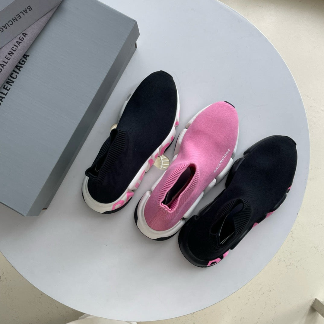 Mehrfarbige Schuhe