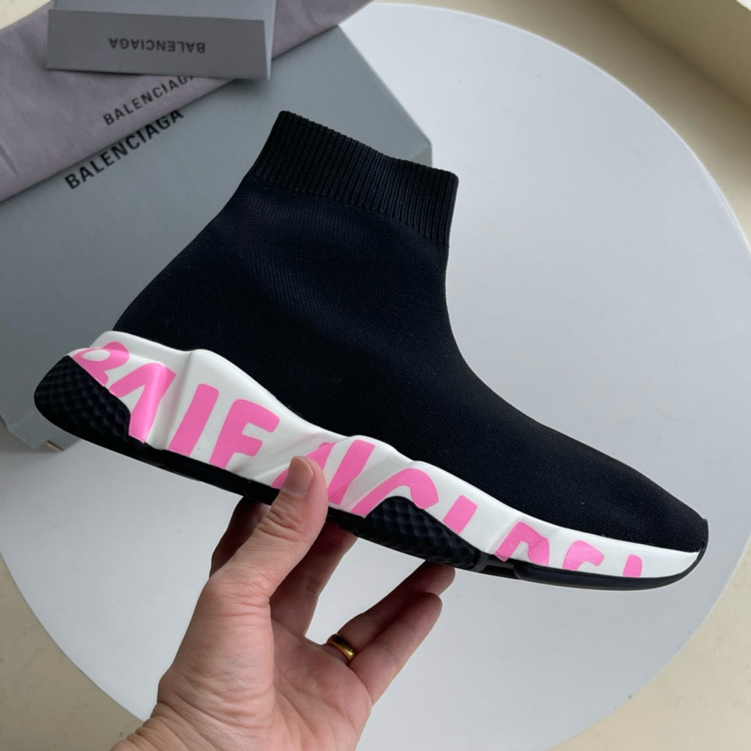 Mehrfarbige Schuhe