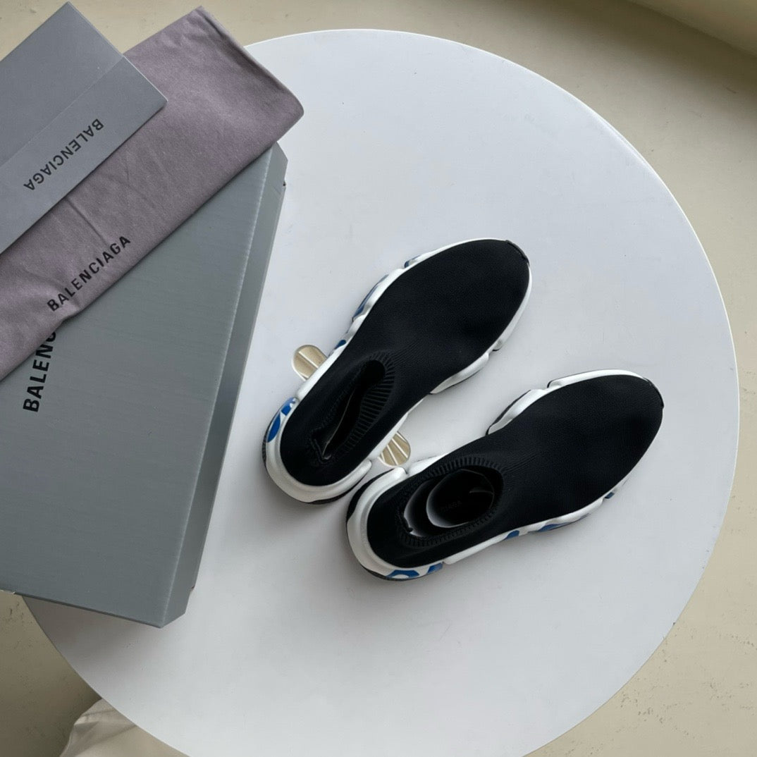 Mehrfarbige Schuhe