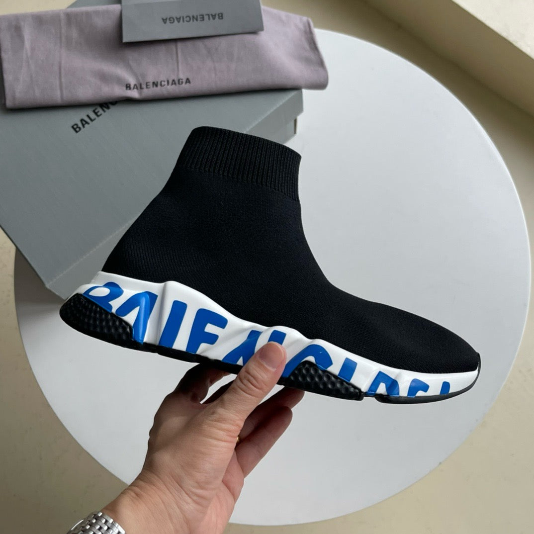 Mehrfarbige Schuhe