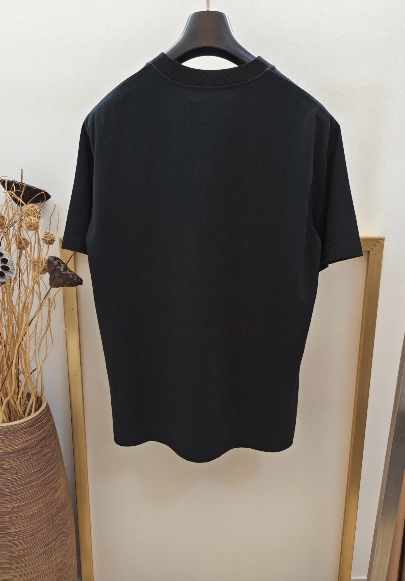Camiseta en blanco y negro