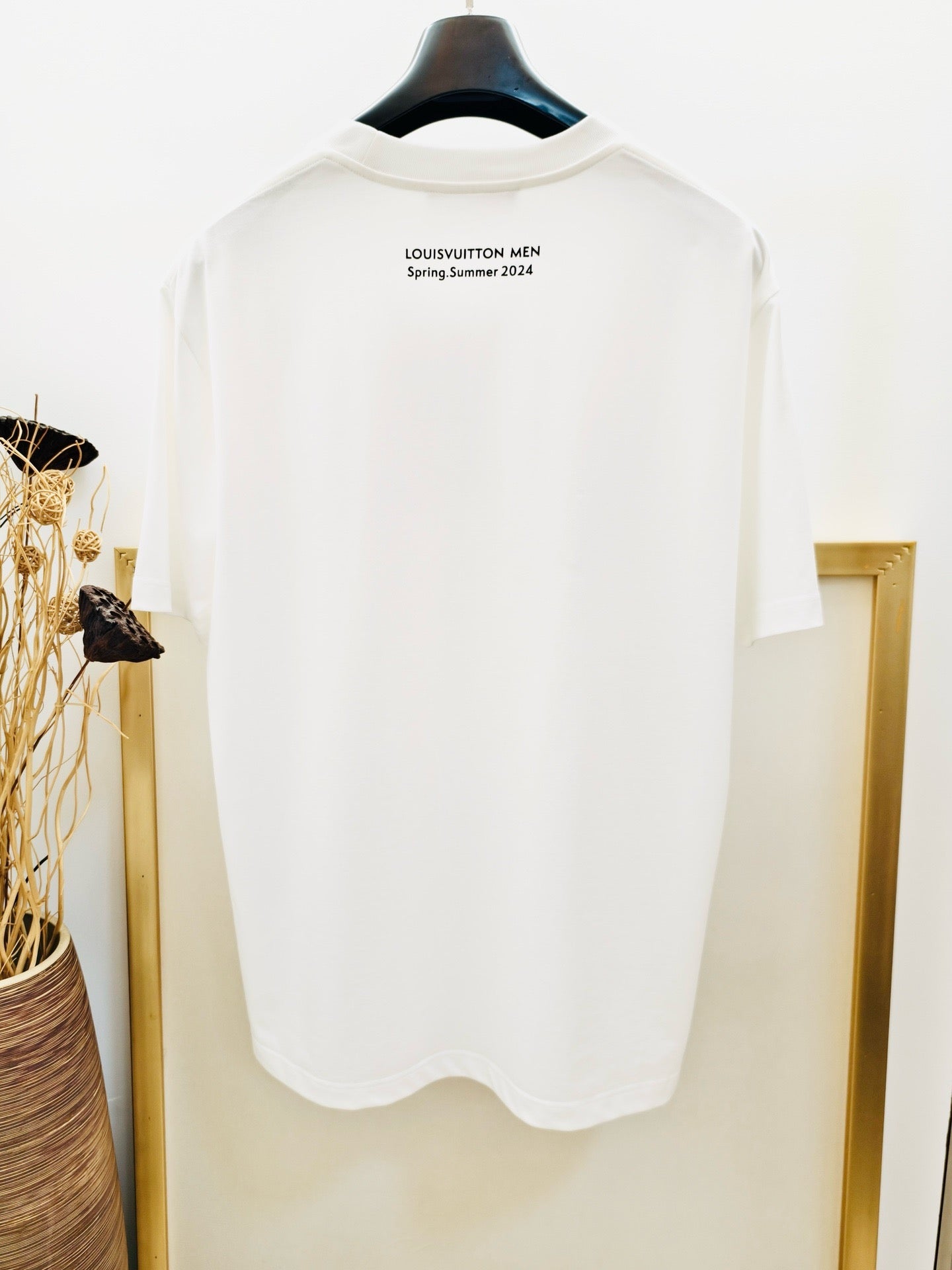 White T-shirt