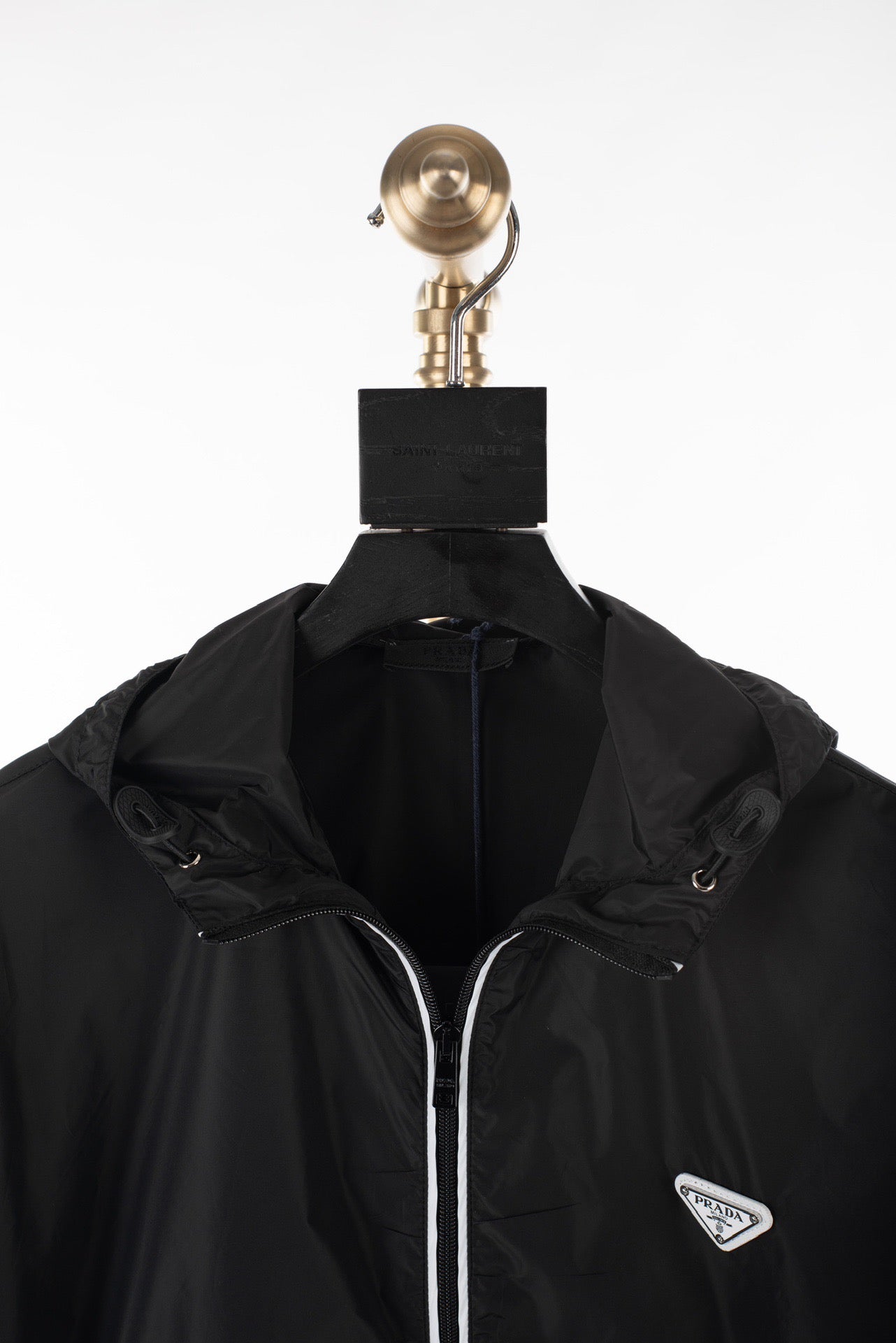 Chaqueta negra