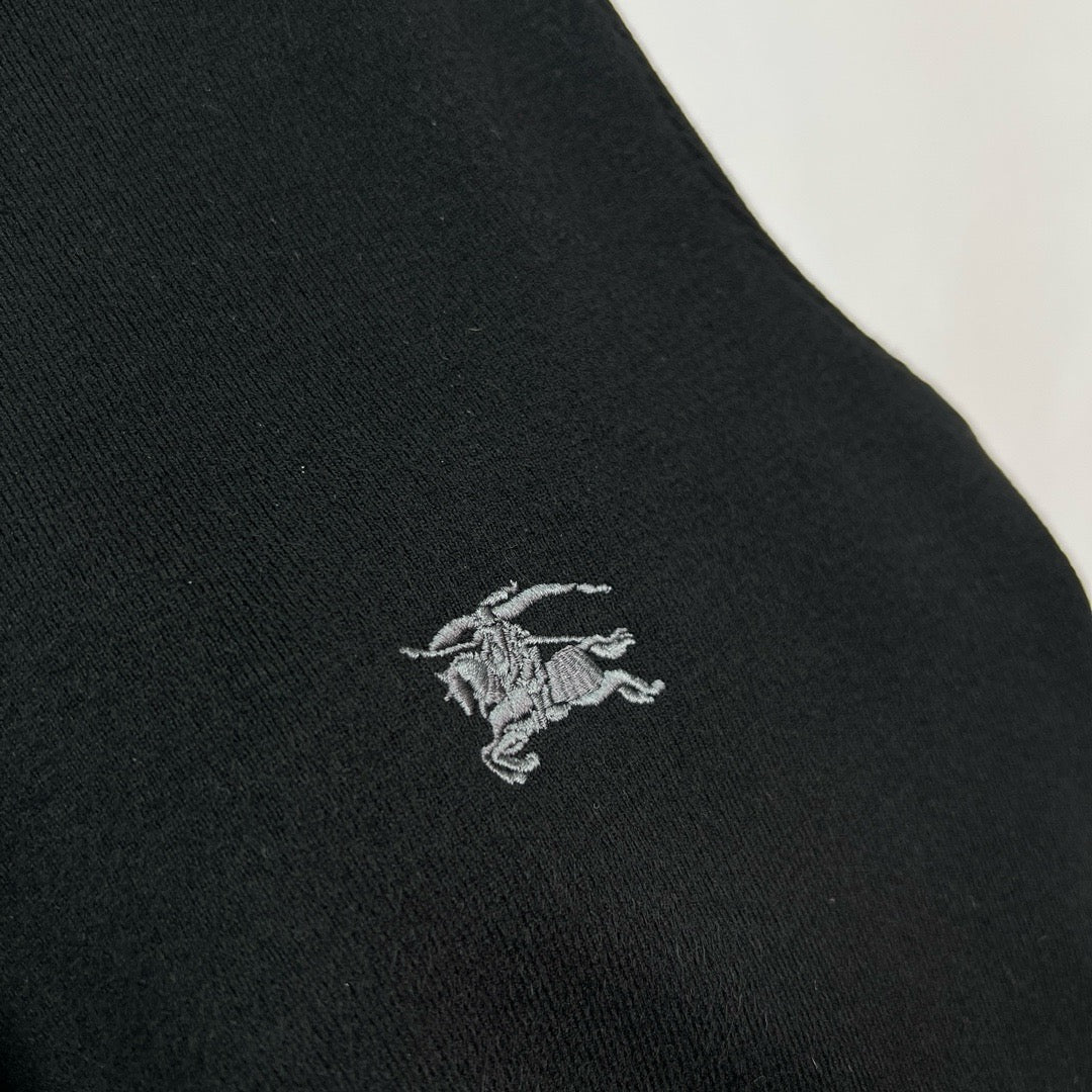 Chaqueta marrón y negra