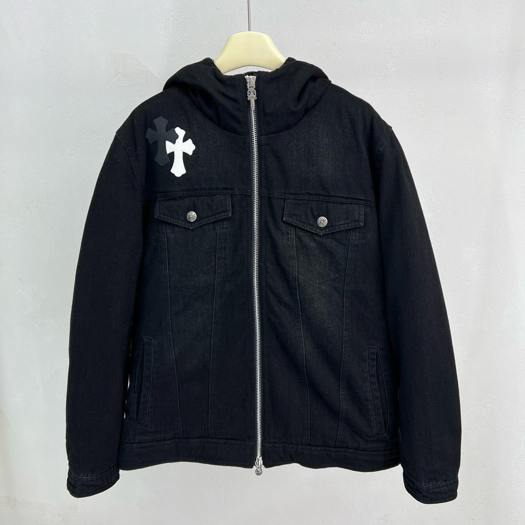 Chaqueta negra y azul