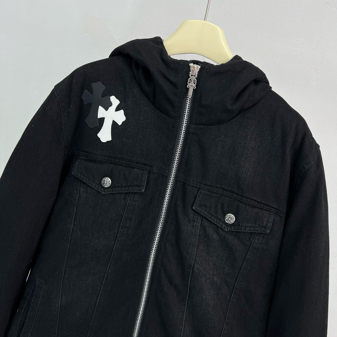 Chaqueta negra y azul