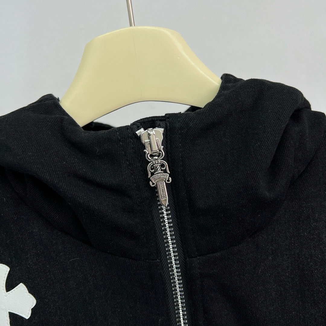 Chaqueta negra y azul