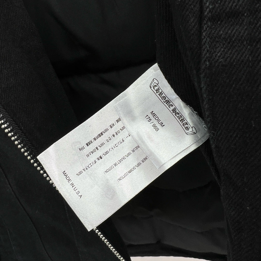 Chaqueta negra y azul