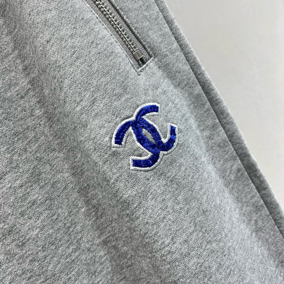 Pantalón gris