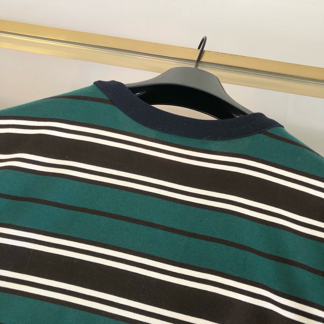 Mehrfarbiges T-Shirt