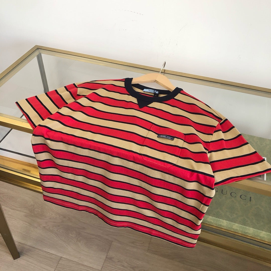 Mehrfarbiges T-Shirt