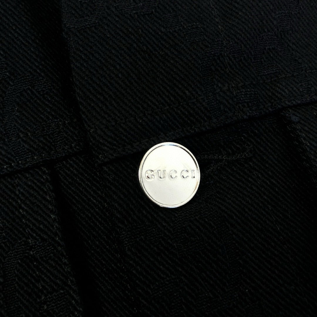 Chaqueta negra