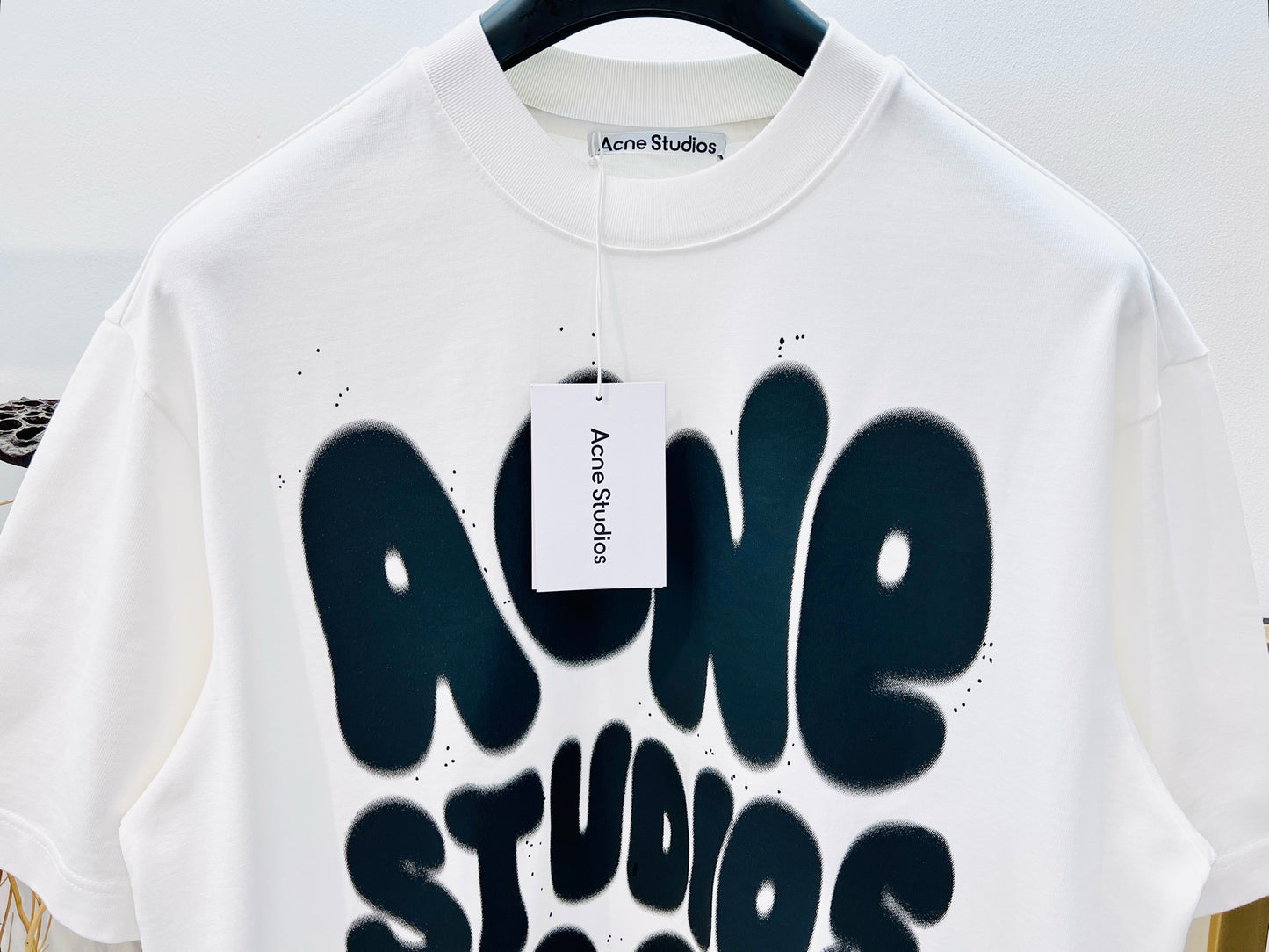 Mehrfarbiges T-Shirt